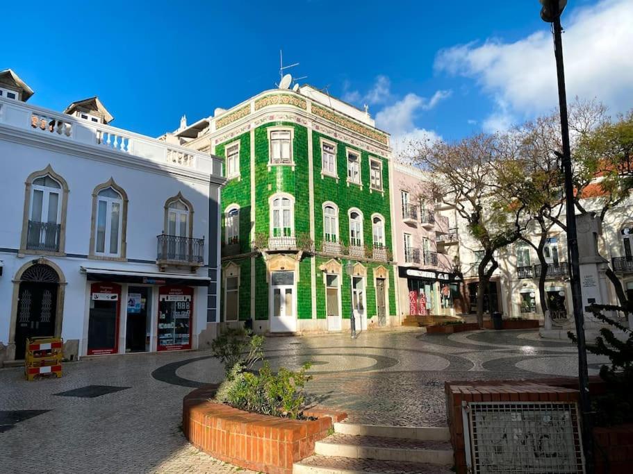 Сasa de vacaciones 57 Bee Old Town - House Near & Marina Lagos